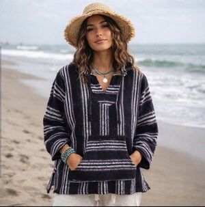 Sunspecs Baja Hoodie Pullover Large Striped Mexican Drug Rug Poncho Bohemian